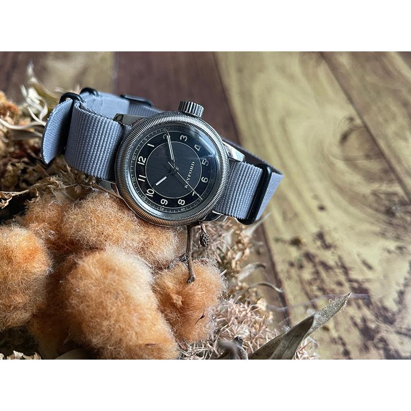 M.R.M.W.×KEYFORD モントルロロイ×キーフォード タキシード アールデコ
