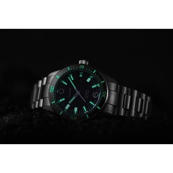UWO/8 OVD UW collection Whale Diver  メンズ 腕時計 国内正規品 送料無料の画像