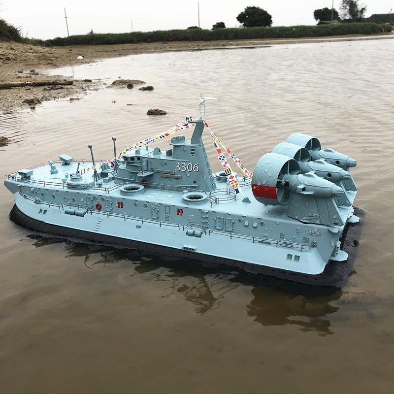 【アウトレット品】 1/110?2.4G“エルキャック”ホバークラフト 大型ラジコンボート 船 50.4CM×24.4CM×19.3CM（長さ×幅×高さ） ドラフトの深さは約10mmです 【YWU1092190473】(38324円)