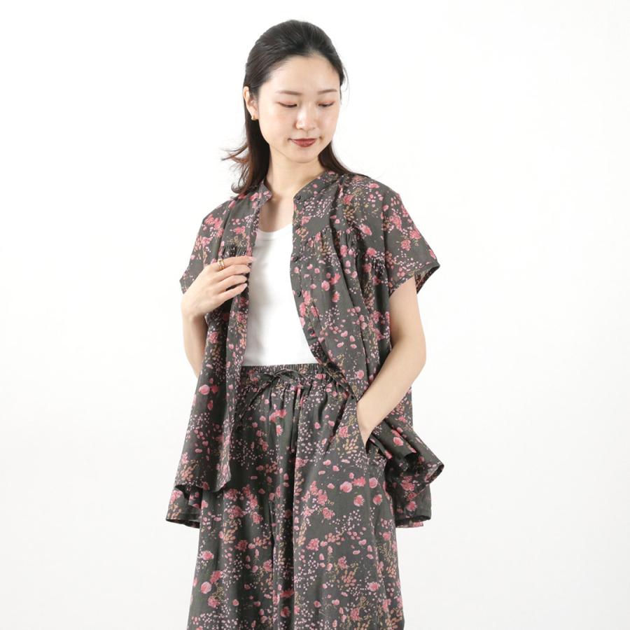 SOIL（ソイル） コットン フラワープリント バンドカラー ギャザー