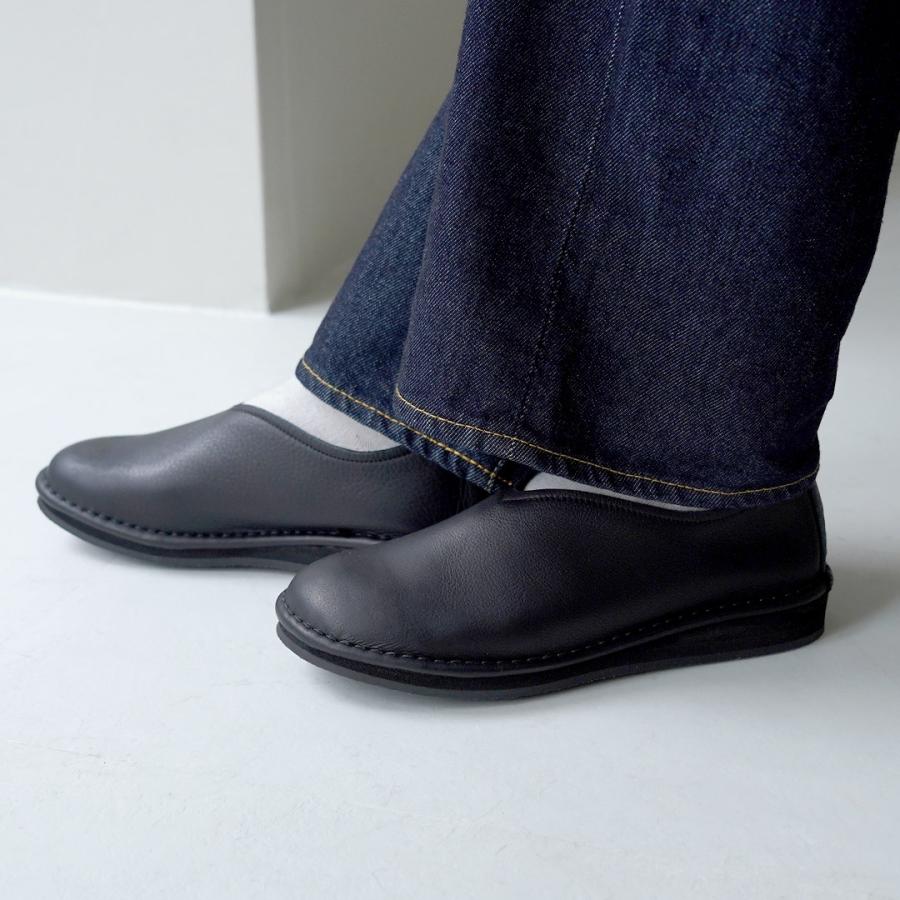 ramble dance（ランブルダンス） オイルシュリンクレザー Vカット