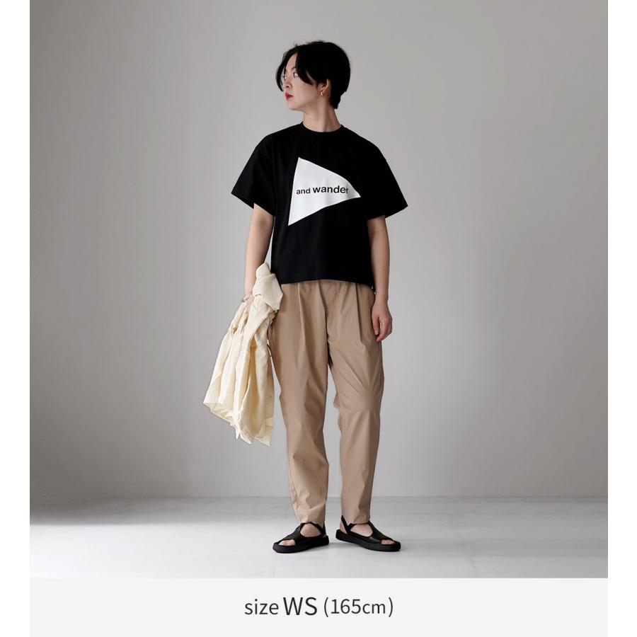 and wander（アンドワンダー） ビッグ ロゴショートスリーブ Tシャツ