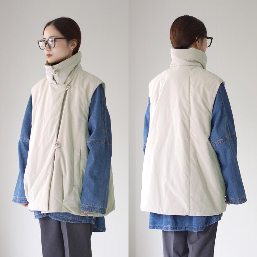 CHIGNON（シニヨン） スタンドカラー パフィーベスト / レディース