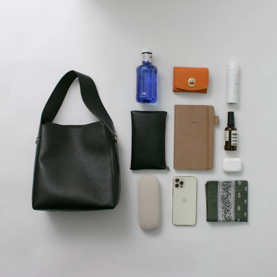 AULENTTI オーレンティ　レザー　ボディバッグ AULENTTI/オーレンティ】 レザーキルトボディバッグ | FREDY & GLOSTER