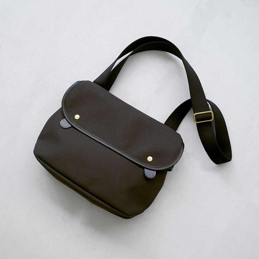ブレディ エイボン ショルダーバッグ キャンバス レザー 黒 チャーム AVON BRADY（ブレディ） ＃AVON エイボン ショルダーバッグ イギリス製