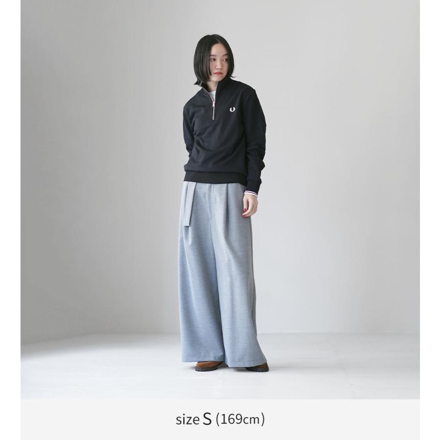 FRED PERRY（フレッドペリー） ハーフジップ スウェットシャツ