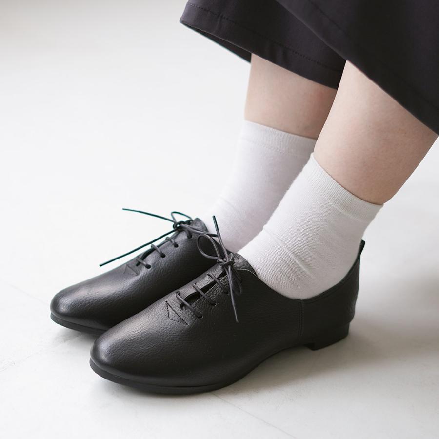 ramble dance（ランブルダンス） シュリンクレザー レースアップ