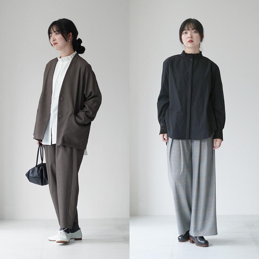 ホワイト コットン プリーツ 長袖シャツ WHYTO（ホワイト） WHYTO.（ホワイト） プリーツ デザイン ブラウス