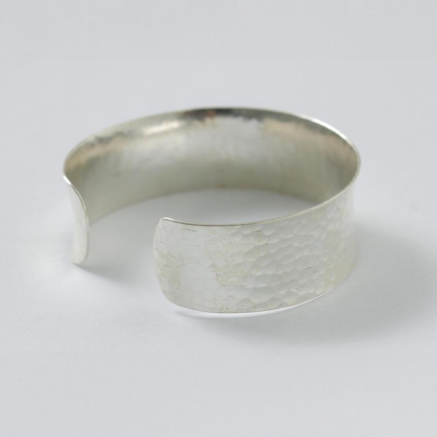 phaduA（パ・ドゥア） カレンシルバーバングル ハンマードアイズ 鎚目（つちめ）ワイド / メンズ レディース ブレスレット | ROCOCO | 06