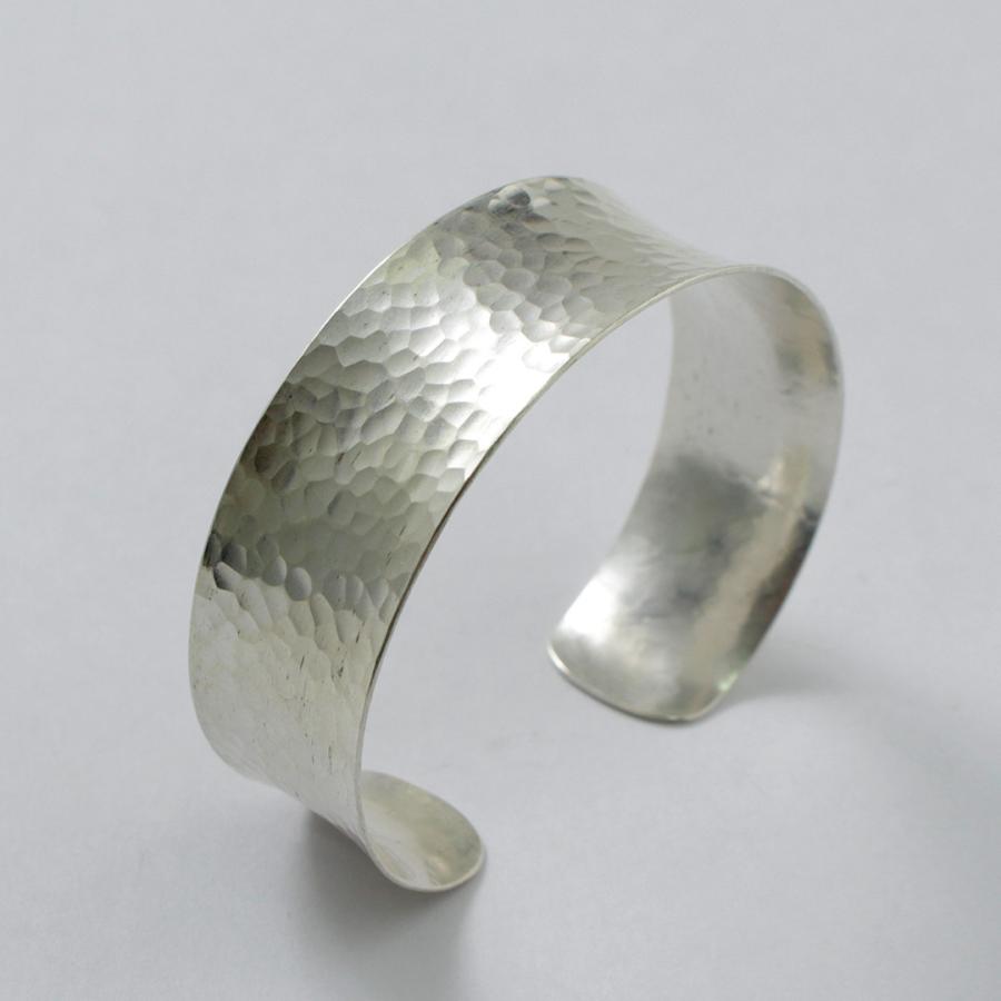 phaduA（パ・ドゥア） カレンシルバーバングル ハンマードアイズ 鎚目（つちめ）ワイド / メンズ レディース ブレスレット | ROCOCO | 08