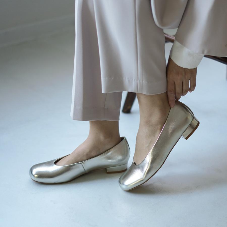 ATELIER BRUGGE（アトリエブルージュ） オブリークトゥ パンプス