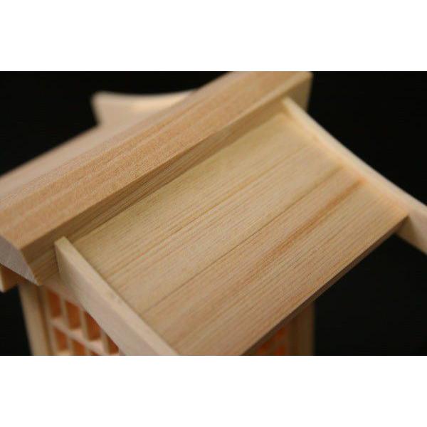 神棚 神具 木曽桧春日灯籠(灯篭):5号 1対入 : 大黒屋仏壇店 神棚 神具 木曽桧春日灯籠(灯篭):5号 1対入 : 大黒屋仏壇店