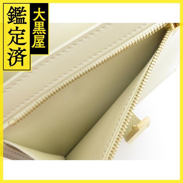 CELINE（セリーヌ） 二つ折り財布 10B643BRU.01PP ライムストーン