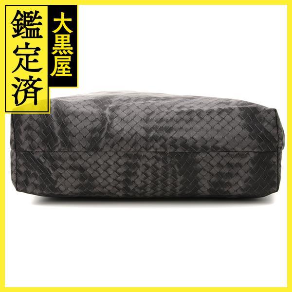 BOTTEGA VENETA（ボッテガ・ヴェネタ） イントレッチオリュージョン