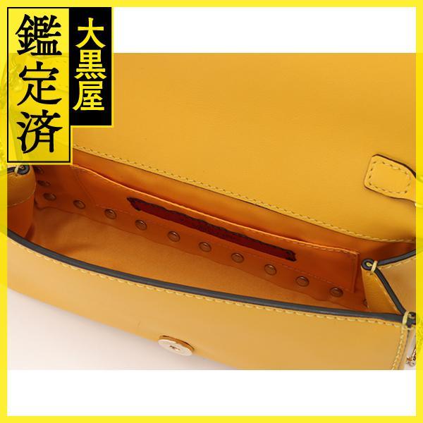 VALENTINO（ヴァレンティノ） ロックスタッズ イエローレザー チェーン 