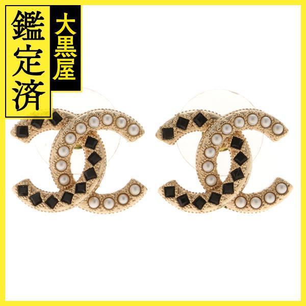 CHANEL（シャネル） ココマークピアス GP ラインストーン フェイク