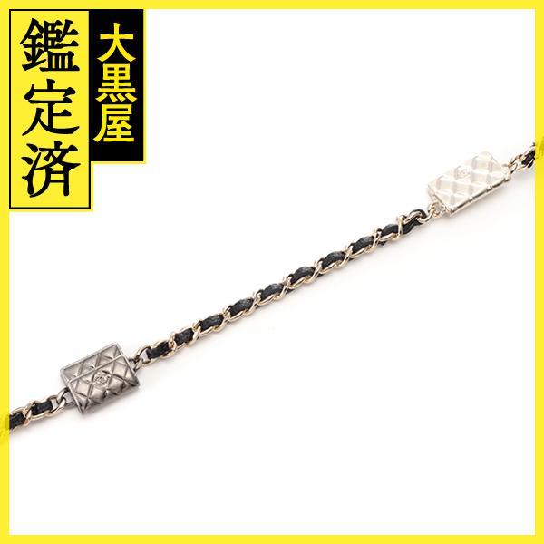 CHANEL（シャネル） チェーンウォレット マトラッセ メタルチャーム付