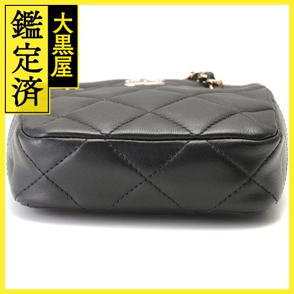 CHANEL（シャネル） マトラッセ ミニポシェット チェーンショルダー