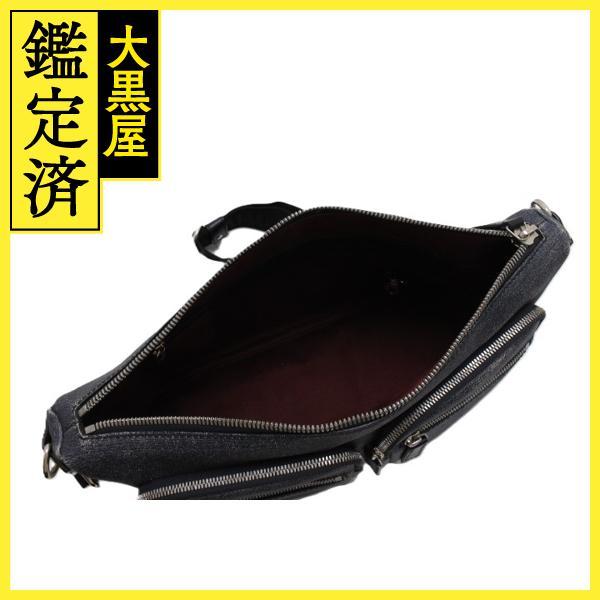 Salvatore Ferragamo サルヴァトーレ・フェラガモ ショルダーバッグ  