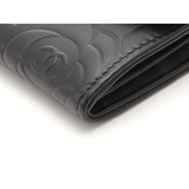 CHANEL（シャネル） カメリア二つ折り長財布 ブラック/GP ラムスキン