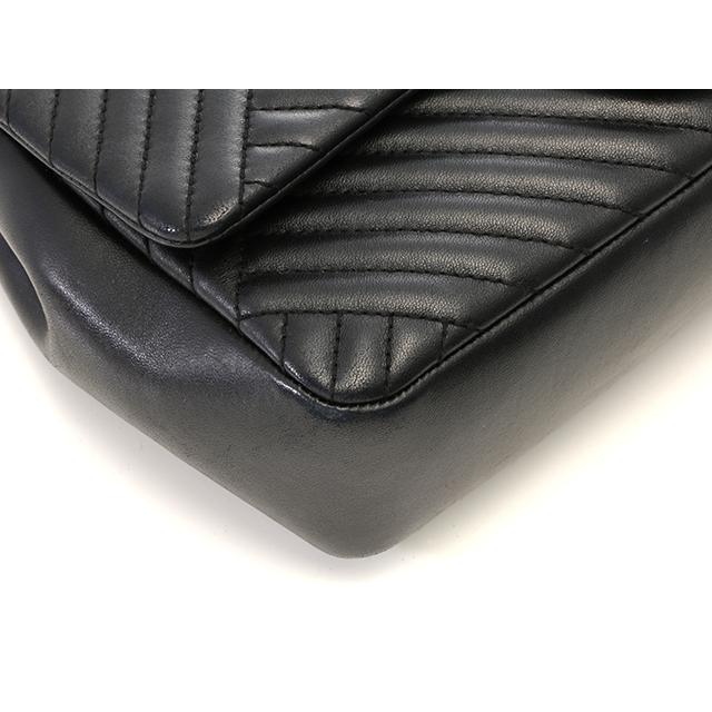CHANEL（シャネル） バッグ クロスステッチ チェーンショルダー