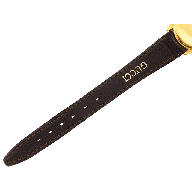 GUCCI（グッチ） Gウォッチ 腕時計 ゴールドメッキ/本革 ゴールド文字