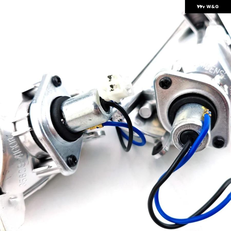 くー デリカD2 DBA-MB15S 右テールランプ MQ500796 20245325