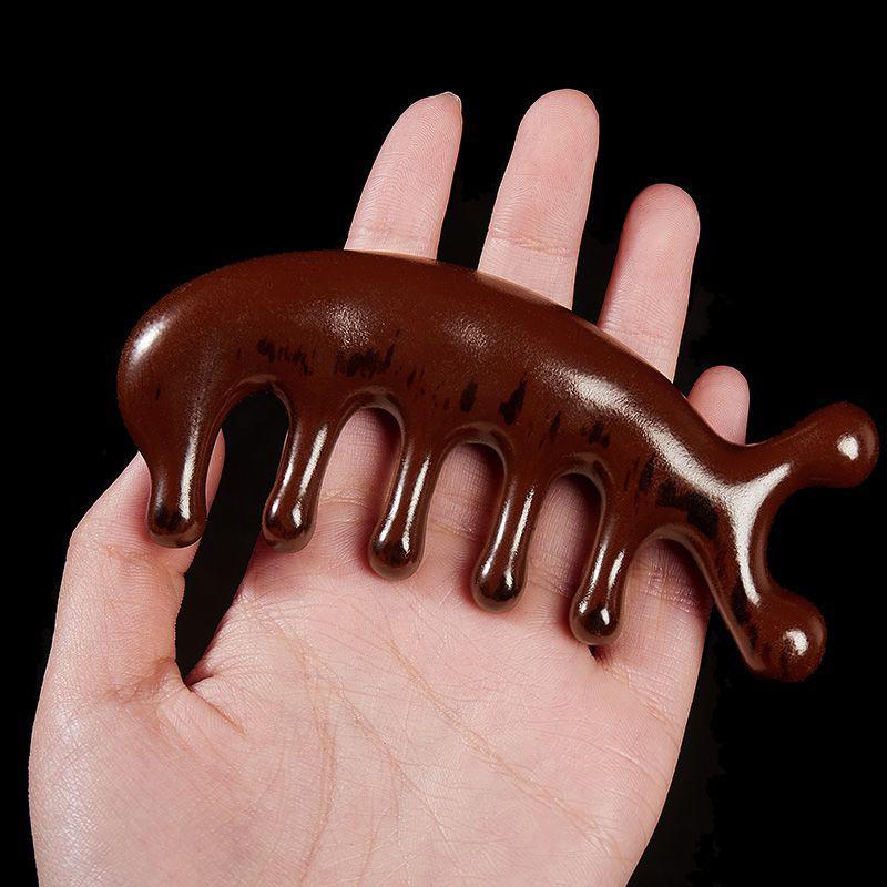 送料無料 木櫛 頭部マッサージ 頭皮ケア リンパマッサージ くし 檀木 厚型 携帯サイズ ヘアブラシ 頭皮ケア 頭皮マッサージ 髪用ブラシ 多機能 抜 |  | 04