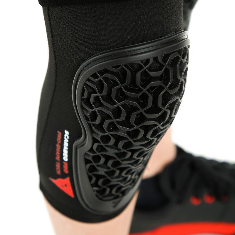 ダイネーゼ（DAINESE） 【公式】SCARABEO PRO KNEE GUARDS お子様用