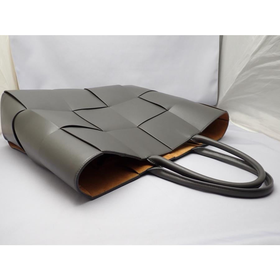 BOTTEGA VENETA ボッテガ ヴェネタ トートバッグ ラージ ザ BOTTEGA VENETA ボッテガ ヴェネタ トートバッグ ラージ ザ