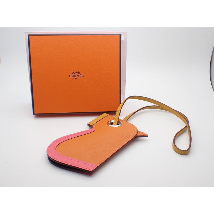 HERMES エルメス オレンジ キーリング キーケース HERMES エルメス バッグチャーム キーリング キーケース