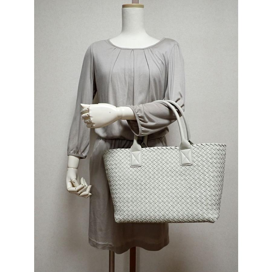 BOTTEGA VENETA（ボッテガ・ヴェネタ） トートバッグ イントレチャート