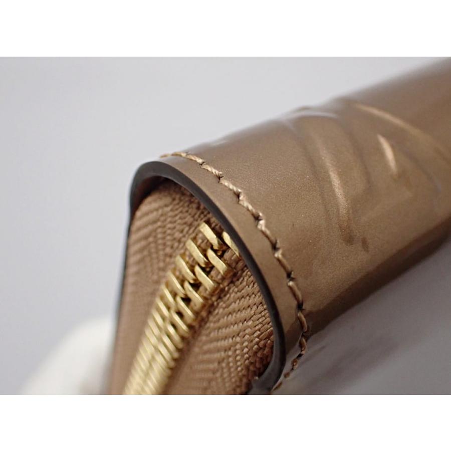 LOUIS VUITTON ルイ ヴィトン モノグラム ヴェルニ ジッピー LOUIS VUITTON ルイ ヴィトン モノグラム ヴェルニ ジッピー