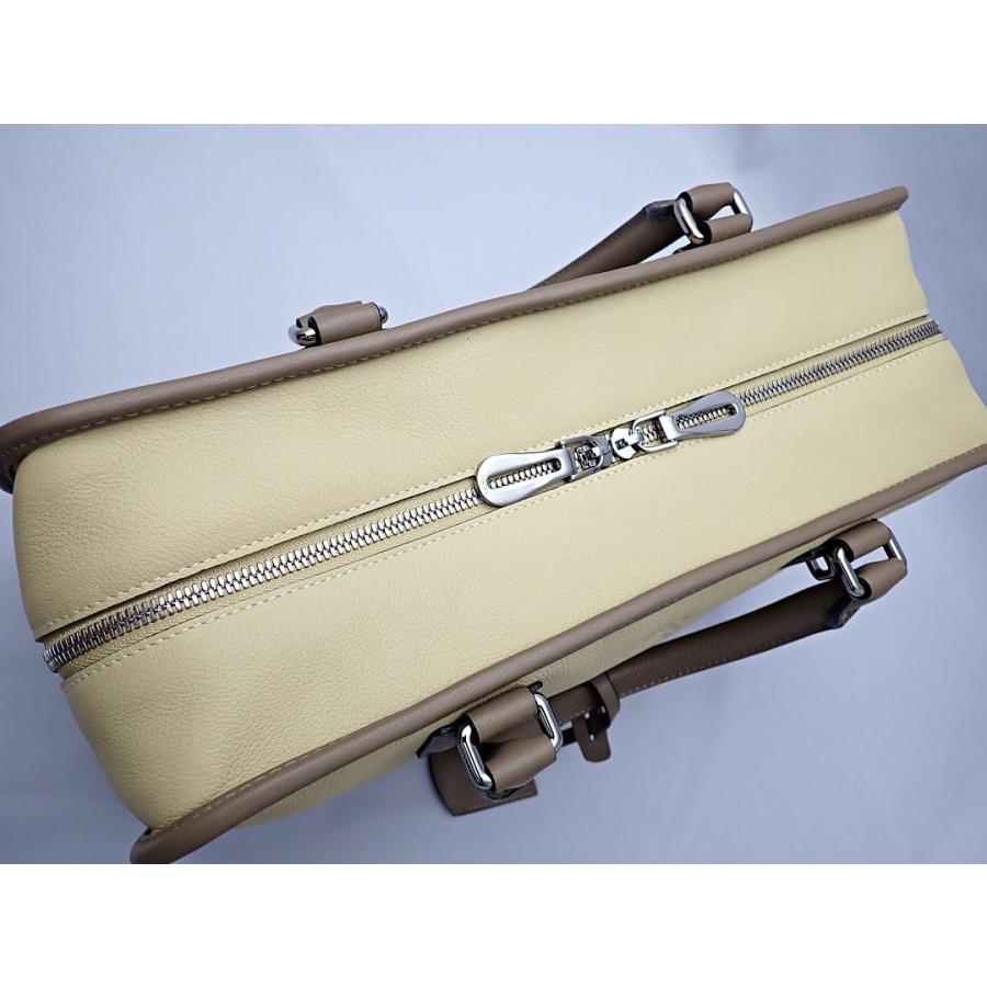 LOEWE ロエベ アトリエ ハンドバッグ アマソナ 36 ベージュｘブラウン イニシャル入り 新品同様品 【送料無料】 A-8144の画像