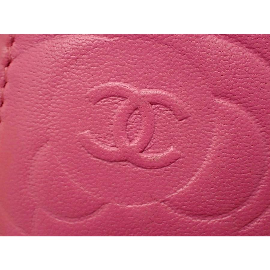 CHANEL シャネル ラウンドファスナー財布 A50085 エンボス カメリア ピンク 中古B+ 【送料無料】 A-8261 CHANEL - CHANEL シャネル ラウンドファスナー財布 A50085 エンボス