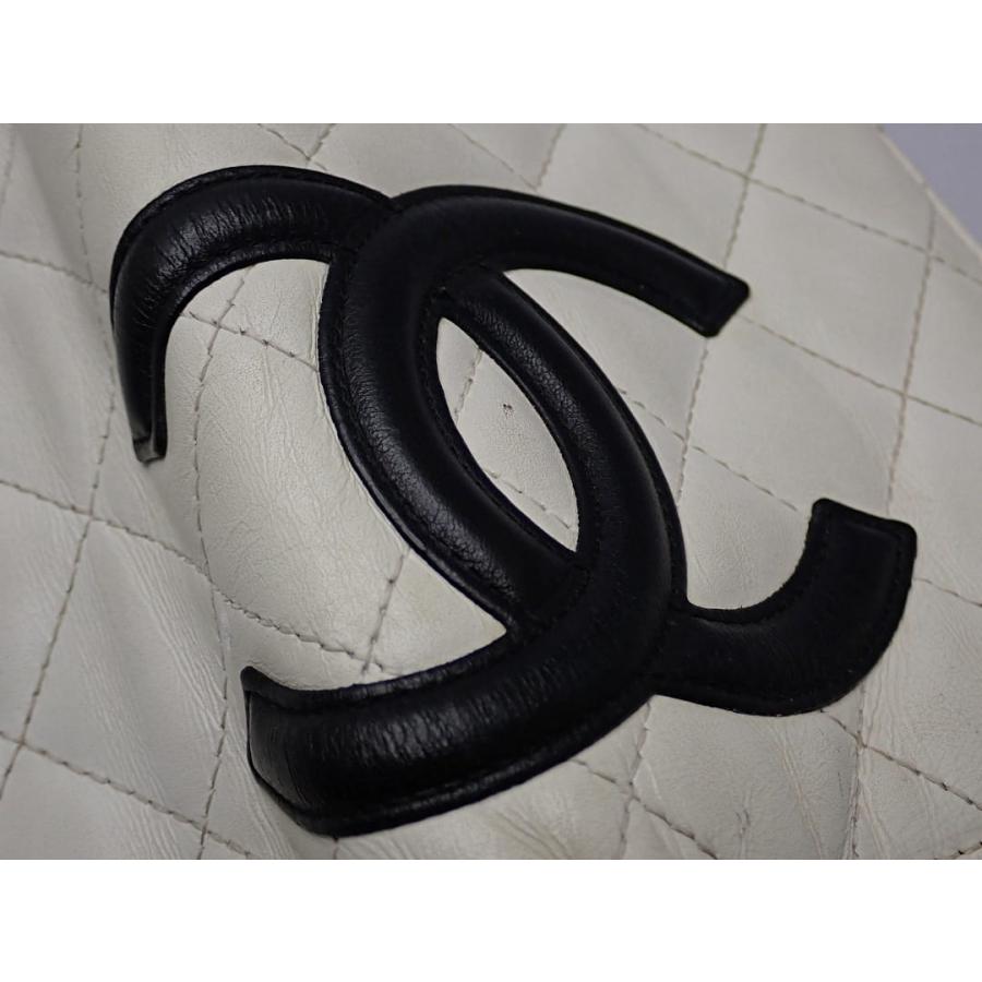 CHANEL（シャネル） カンボンライン 二つ折り 長財布 ホワイトx