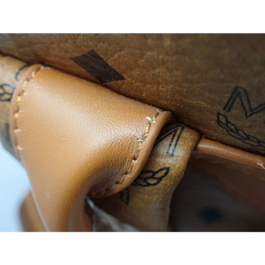 MCM（エムシーエム） スタッズリュック バックパック ブラウン 中古B+