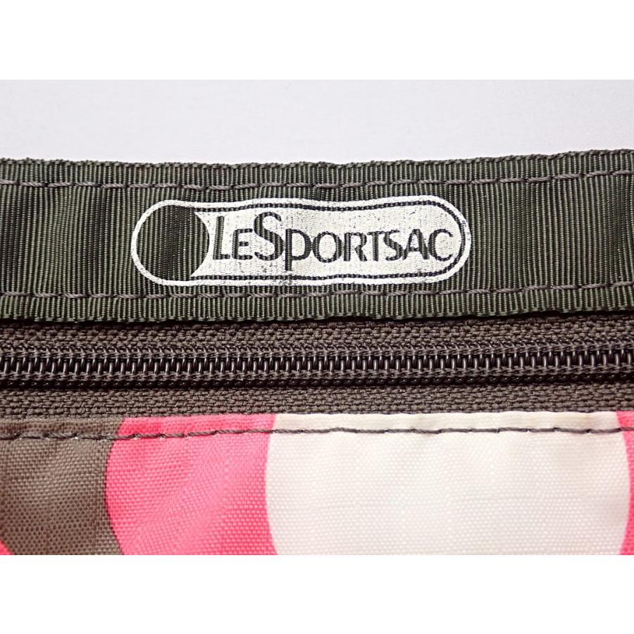 LeSportsac（レスポートサック） フラット ポーチ フラワーモチーフ