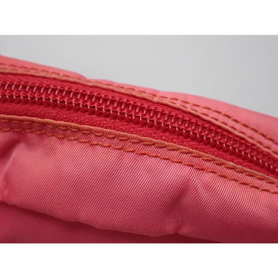 PRADA（プラダ） ミニ ナイロン コスメポーチ ピンク 中古B 【送料無料