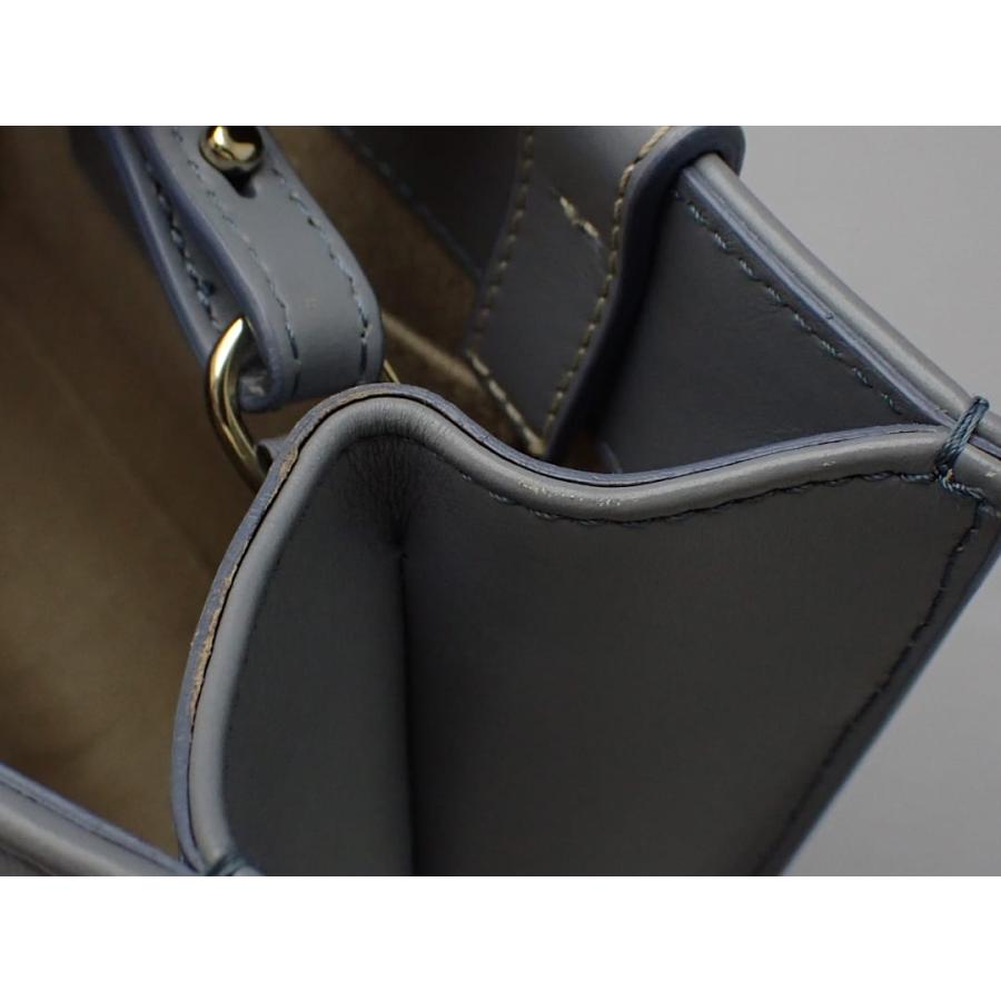 CHLOE クロエ スモール トートバッグ ウッディ レザー CHC23US397 ライトブルー系 中古B+ 【送料無料】 A-9133の画像