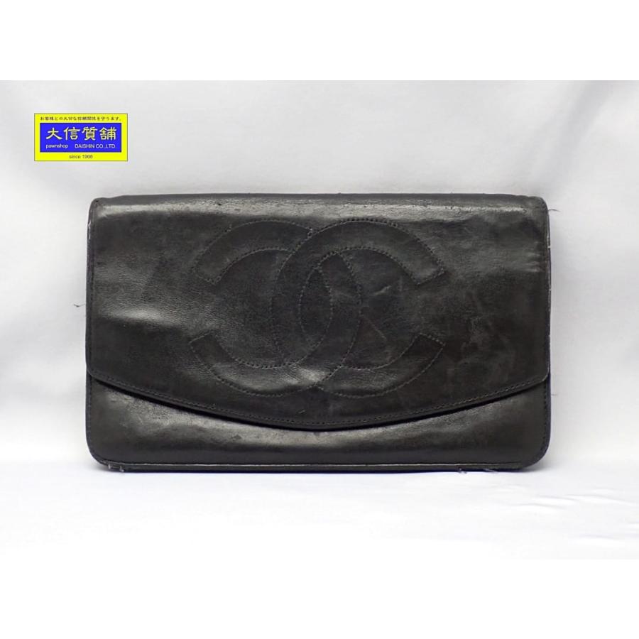 CHANEL（シャネル） 二つ折り 長財布 ブラック ラムスキン 中古B 