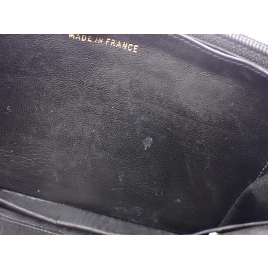 CHANEL（シャネル） 二つ折り 長財布 ブラック ラムスキン 中古B