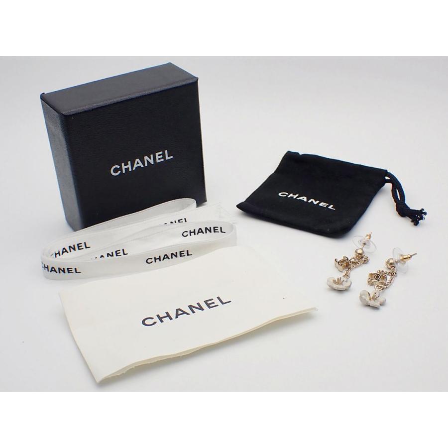CHANEL（シャネル） ミニココマーク フラワーモチーフ スイング