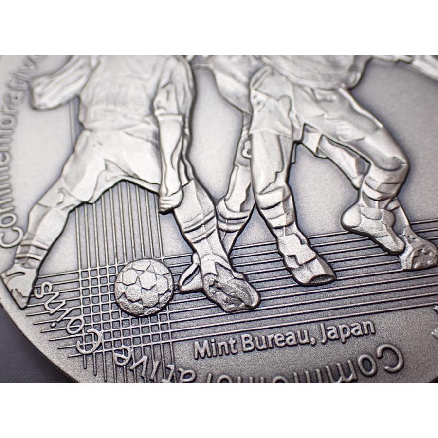 日韓 2002年 FIFAワールドカップ記念貨幣発行記念 純銀メダル 133.36g 未使用品 【送料無料】 D-2486_11