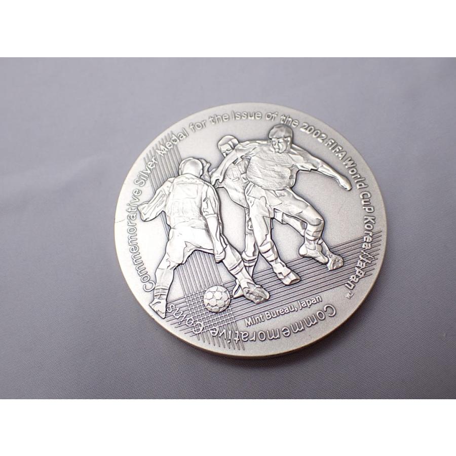 日韓 2002年 FIFAワールドカップ記念貨幣発行記念 純銀メダル 133.36g 未使用品 【送料無料】 D-2486_1