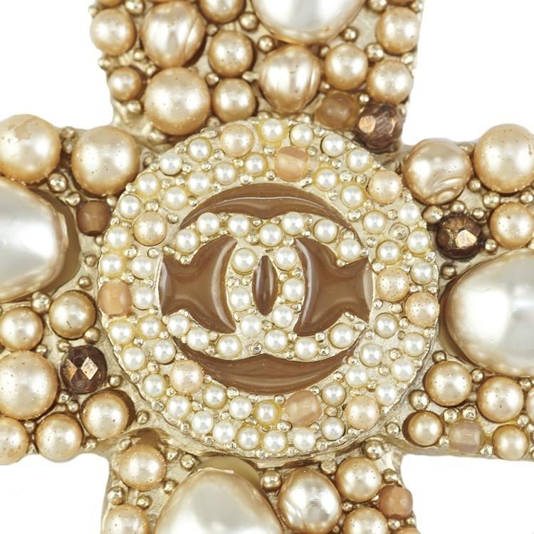 CHANEL ブローチ パール クロス ココマーク シャンパンゴールド シャンパンベージュ ライトブラウン 05A ブランドアクセサリー 3s89212j【中古】の画像