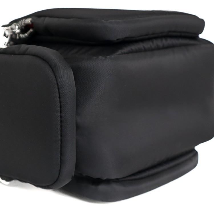 PRADA（プラダ） 【極美品】PRADA マルチポケット ロゴプレート