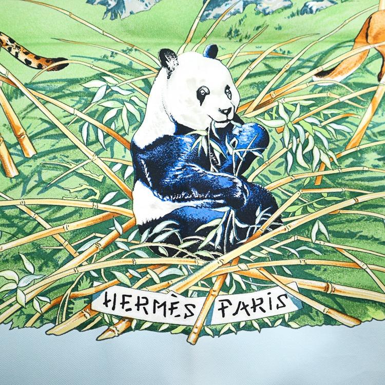 HERMES　エルメス　カレ90 SICHUAN 四川省　パンダ　動物　水色 HERMES（エルメス） カレ90 大判スカーフ SICHUAN 四川省 ライトブルー