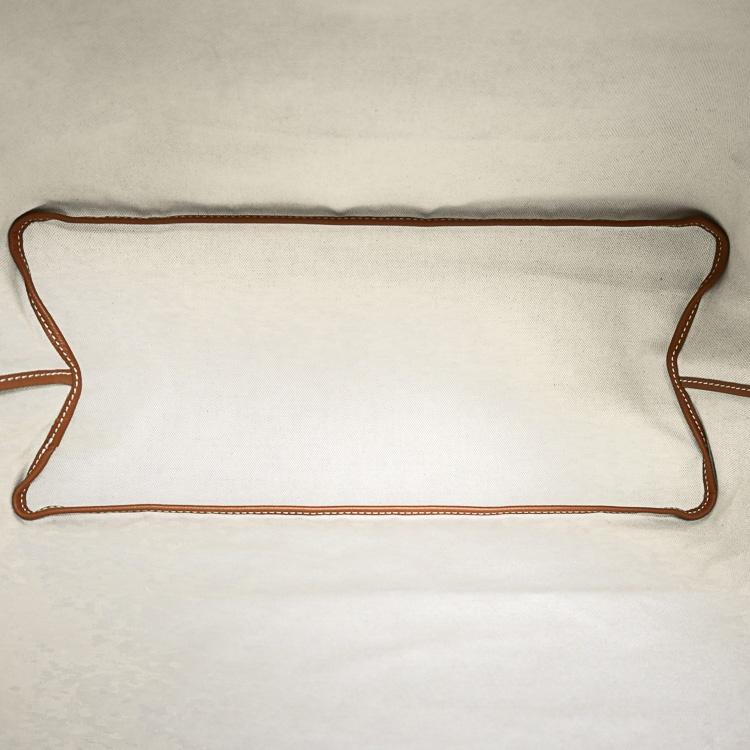 GOYARD（ゴヤール） 【極美品】ゴヤール サンルイGM マカージュ 犬 