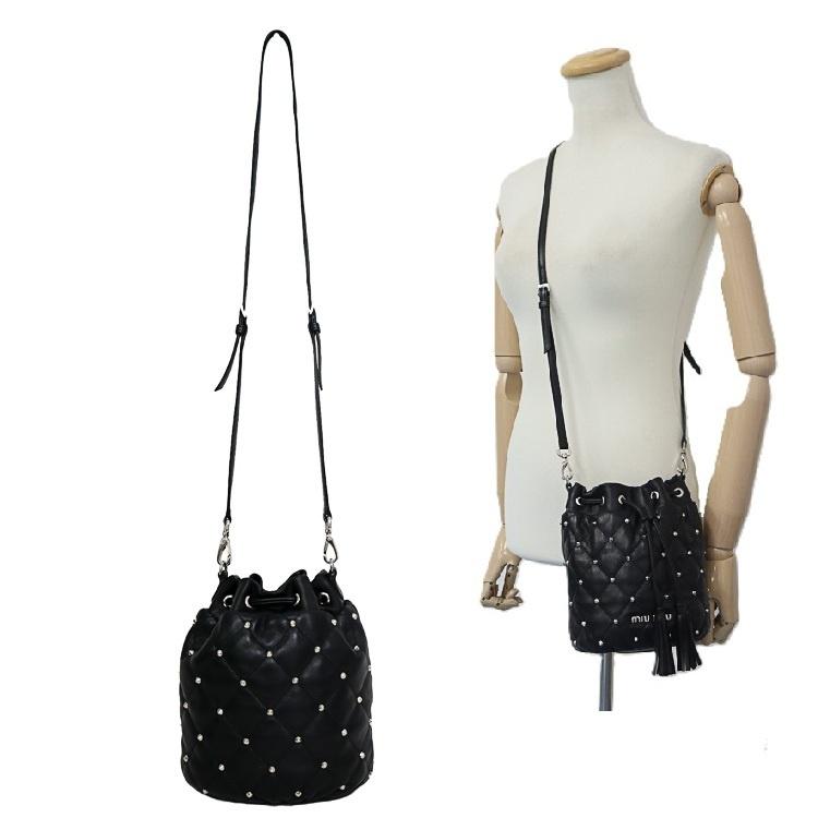 miu miu（ミュウミュウ） 【美品】MIUMIU スタッズ 巾着バッグ